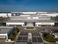 LG엔솔, 1분기 전년 比 적자전환…전기차 수요 부진 타격에 영업손실 2078억